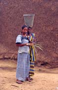 Local girls. Bor village. Mali.