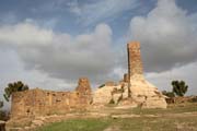 Fortress Husn Thilla is rising upon the Thilla village. Yemen.