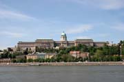 ?hain Bridge (Szchenyi Lnchd), Budapest. Hungary.