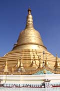 Shwemawdaw Paya, Bago town. Myanmar (Burma).