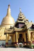 Shwemawdaw Paya, Bago town. Myanmar (Burma).