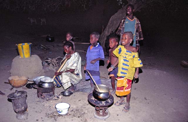 Diner making. Mali.